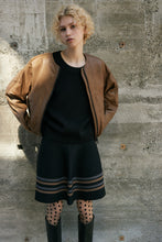 Laden Sie das Bild in den Galerie-Viewer, na32sty.826
