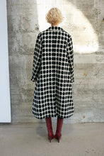 Laden Sie das Bild in den Galerie-Viewer, val33entine.7084
