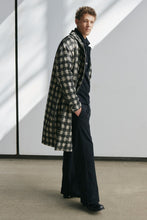 Load image into Gallery viewer, ba33sist.7069
