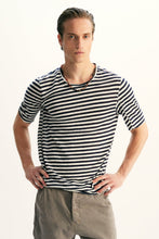 Laden Sie das Bild in den Galerie-Viewer, fa35rine.2007
