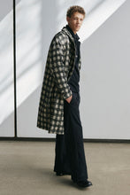Load image into Gallery viewer, ba33sist.7069
