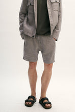 Laden Sie das Bild in den Galerie-Viewer, bi21zzy.6048
